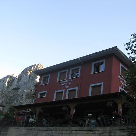 Hostal El Duje Tielve Luaran gambar