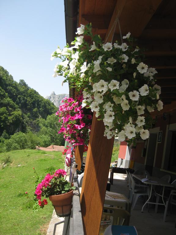 Hostal El Duje Tielve Luaran gambar