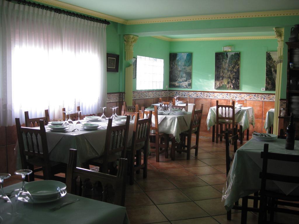 Hostal El Duje Tielve Luaran gambar